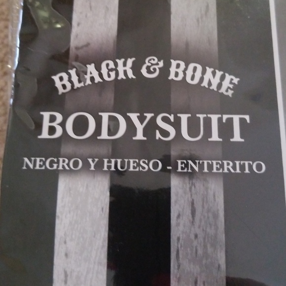 Skeleton costume - Picture 2 of 3